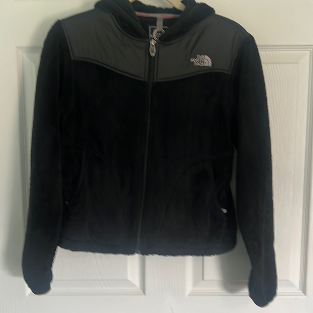 Women’s north face zip up hoodie